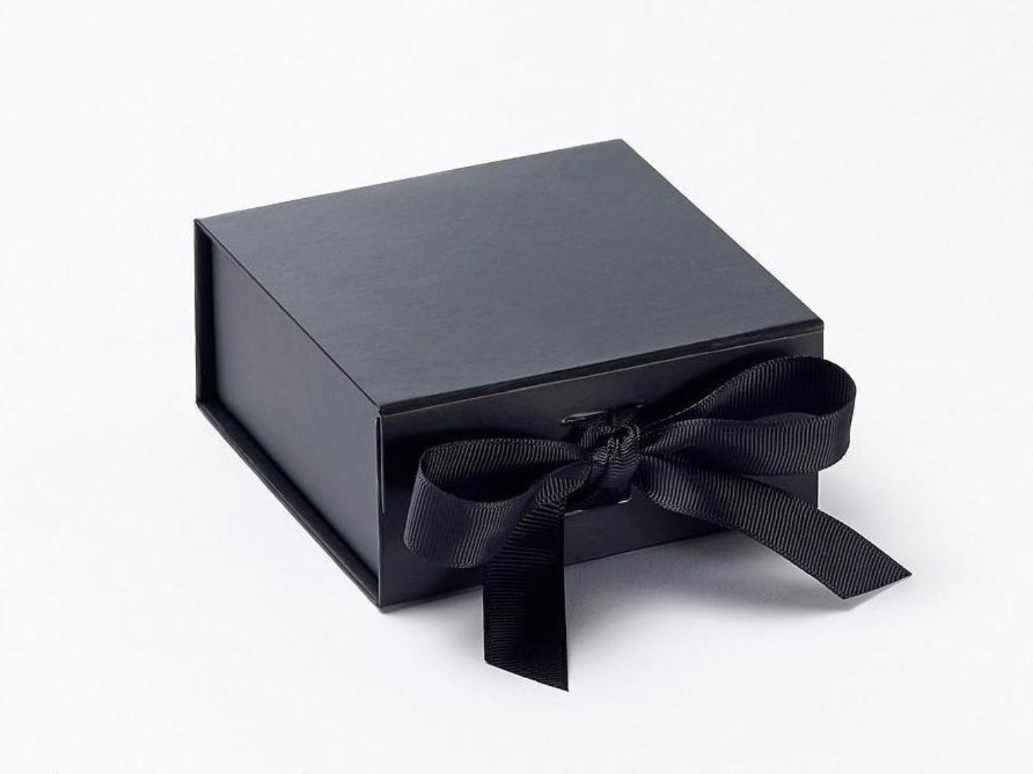 Small Black Magnetic Gift Box | Luxury Jewellery Keepsake Box